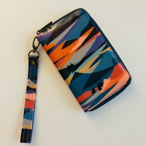 Wander Wallet Alpenglo Zip Around Wristlet Women’s EUC Multi Color Mountain Y2K